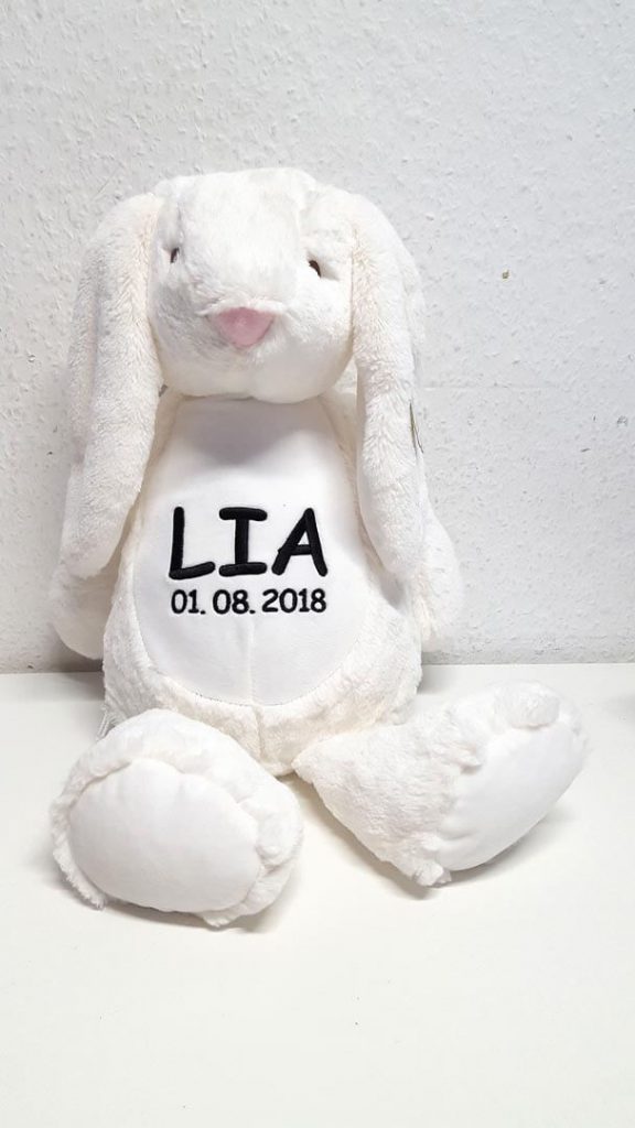 Plüschtier Schlappohrhase mit Name und GEburtsdatum