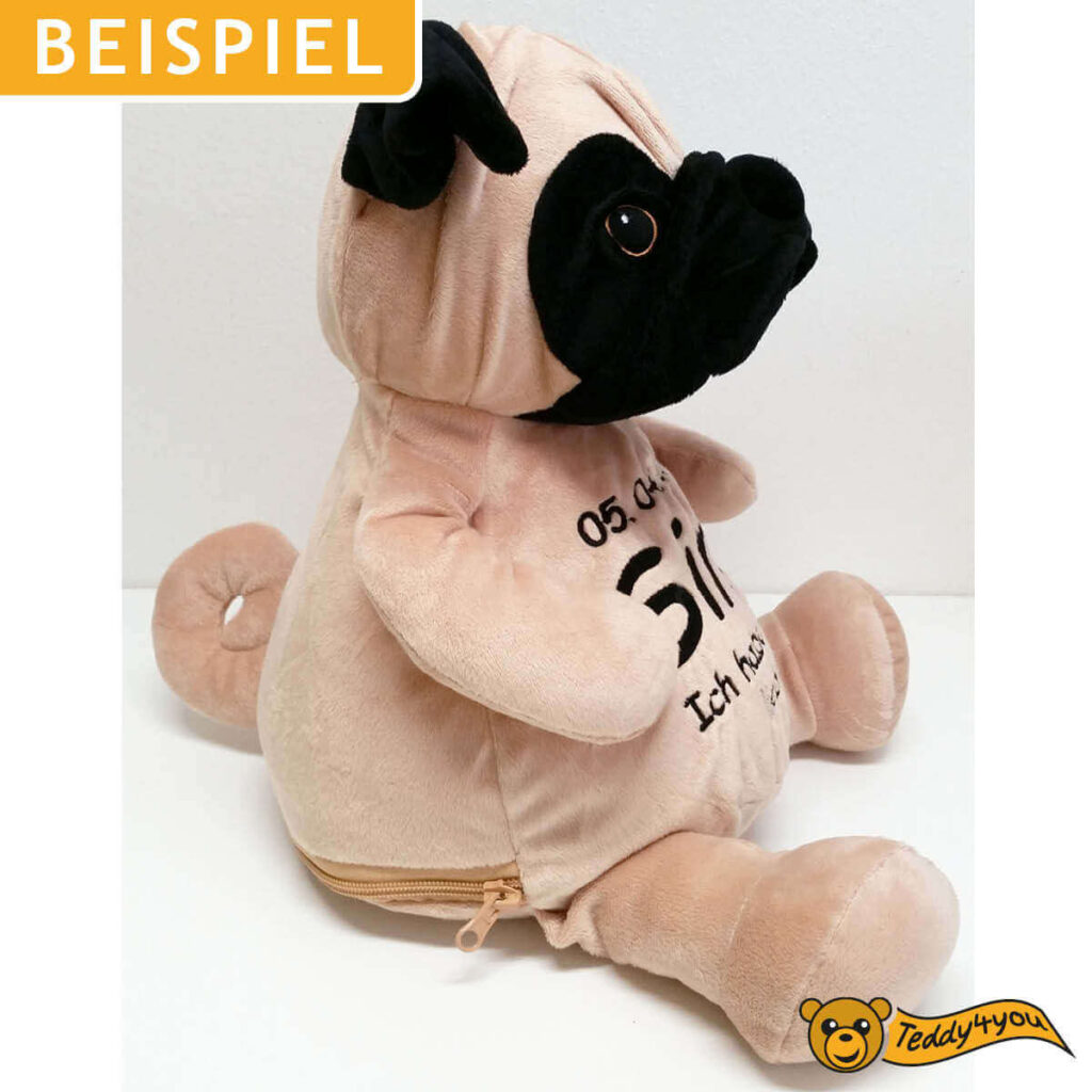 Mops mit Name, Kuscheltier mit Name bestickt